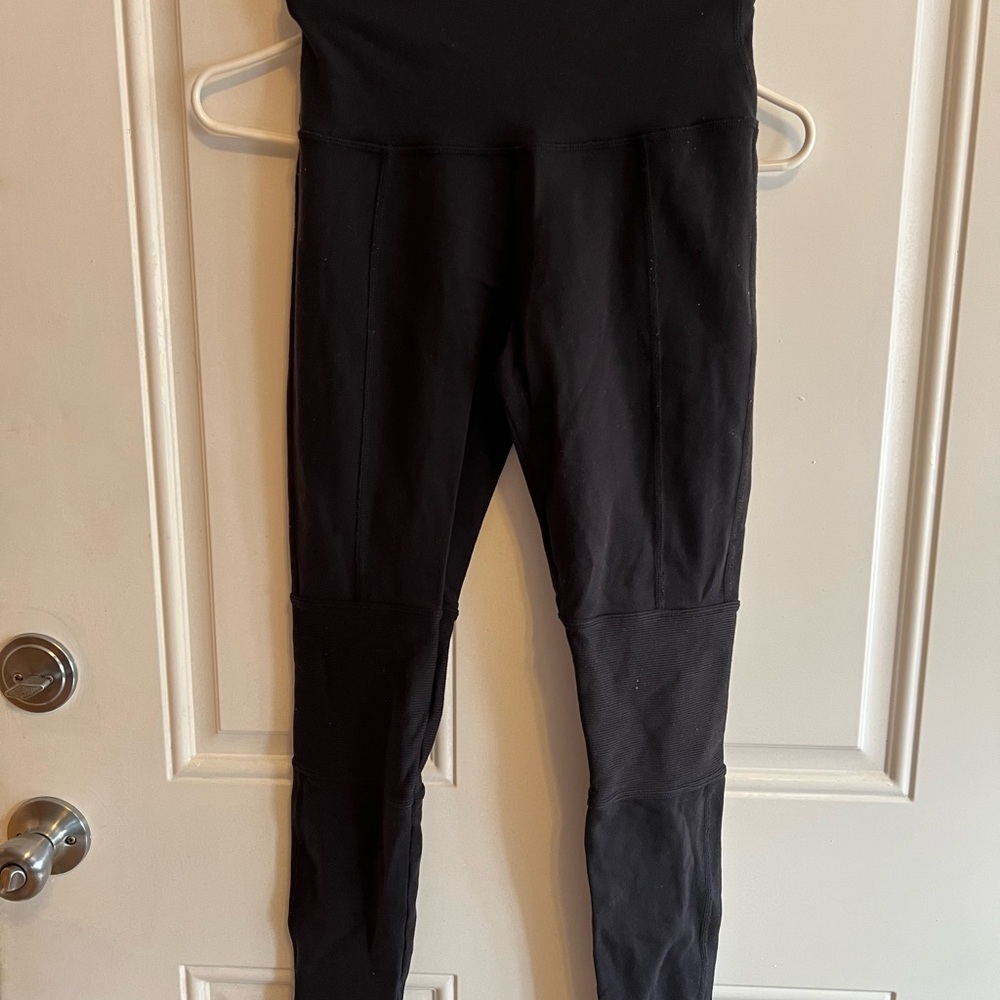 ALO Yoga Black Leggings